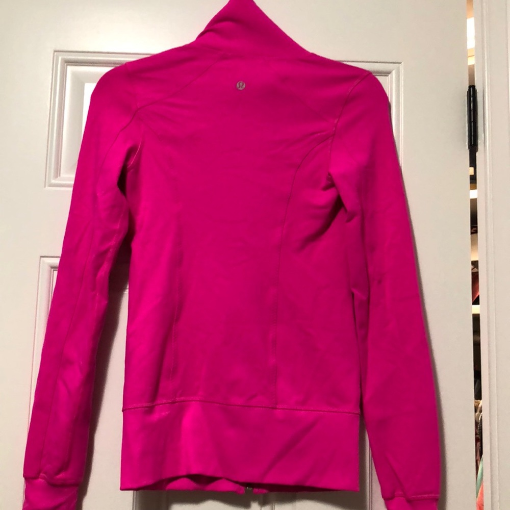 Size 2 Lululemon Workout Jacket - image 3